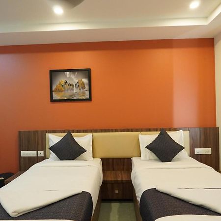 Hotel Hive Inn - Kozhikode Esterno foto