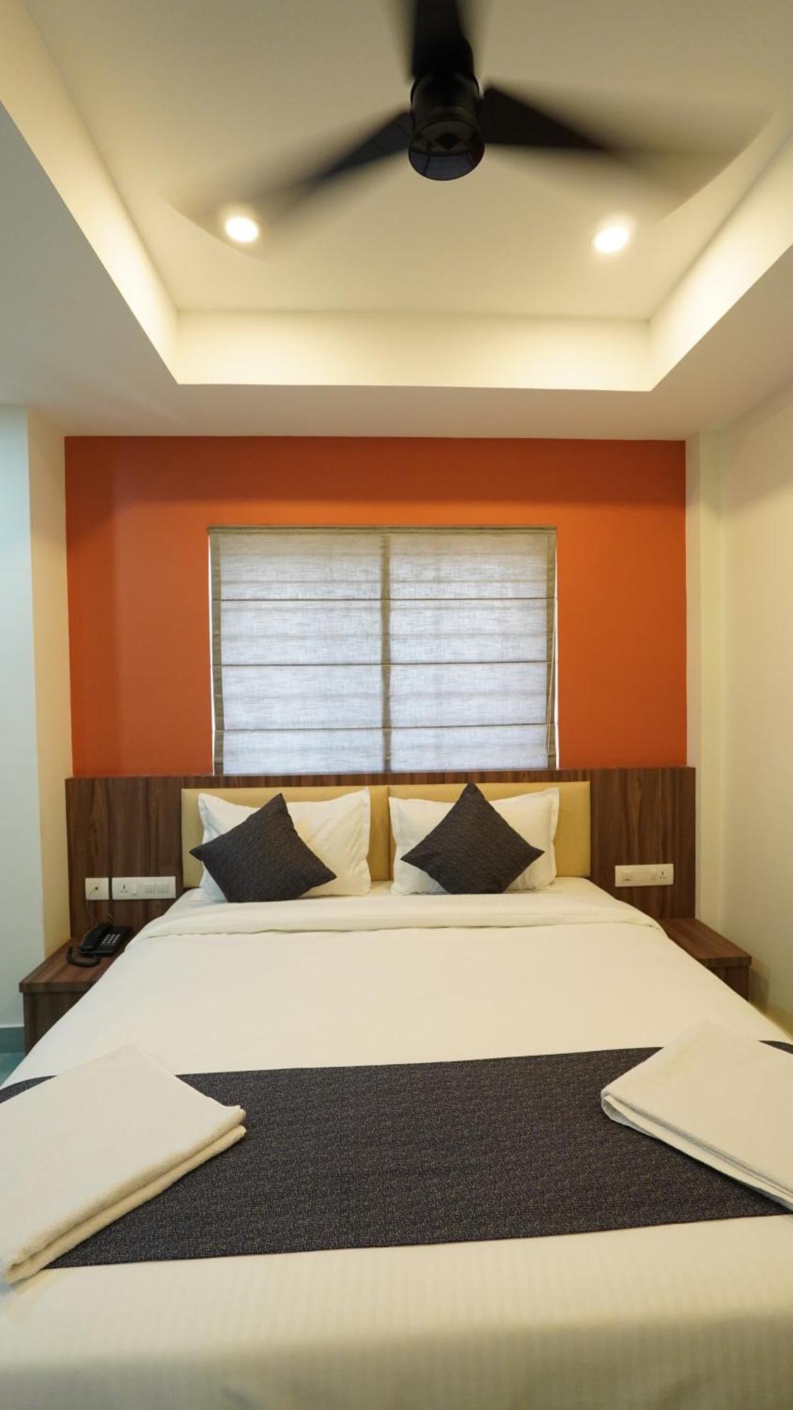 Hotel Hive Inn - Kozhikode Esterno foto