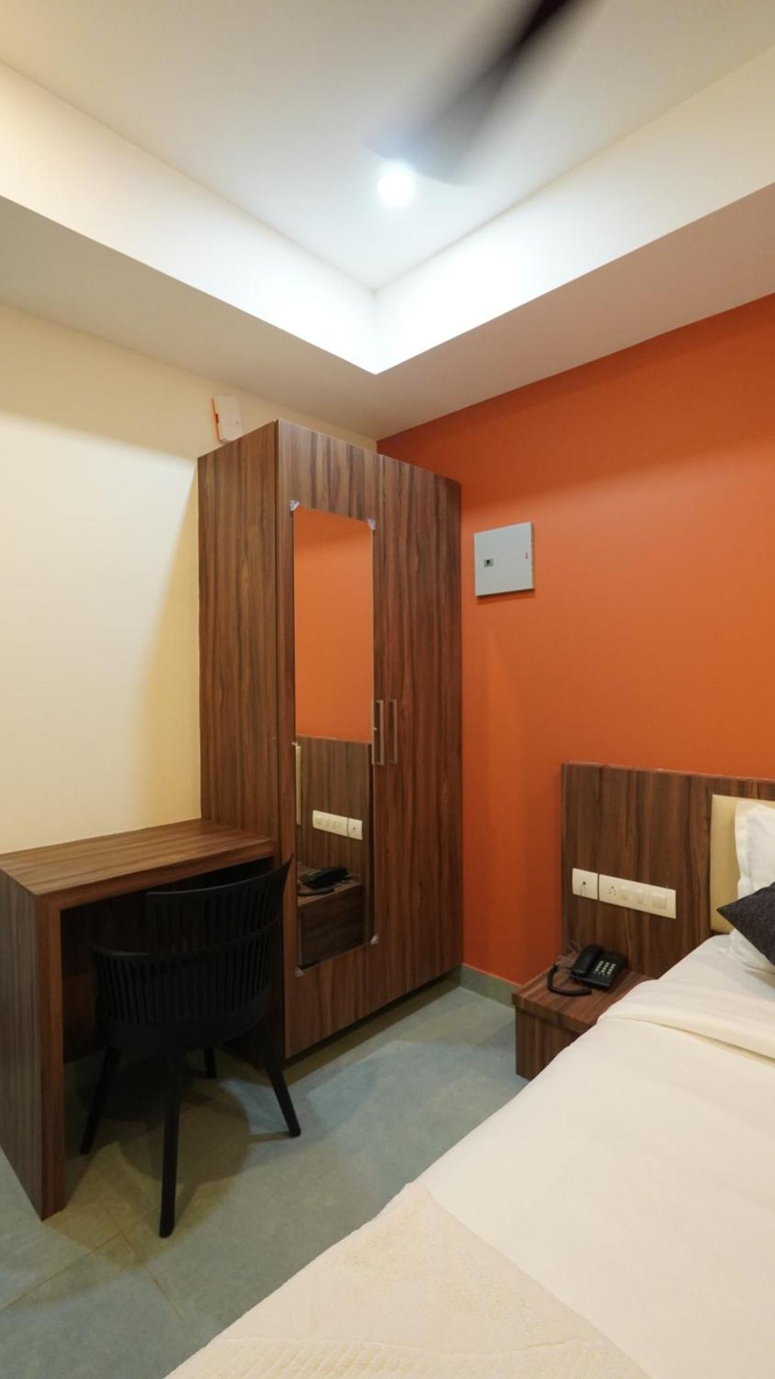 Hotel Hive Inn - Kozhikode Esterno foto
