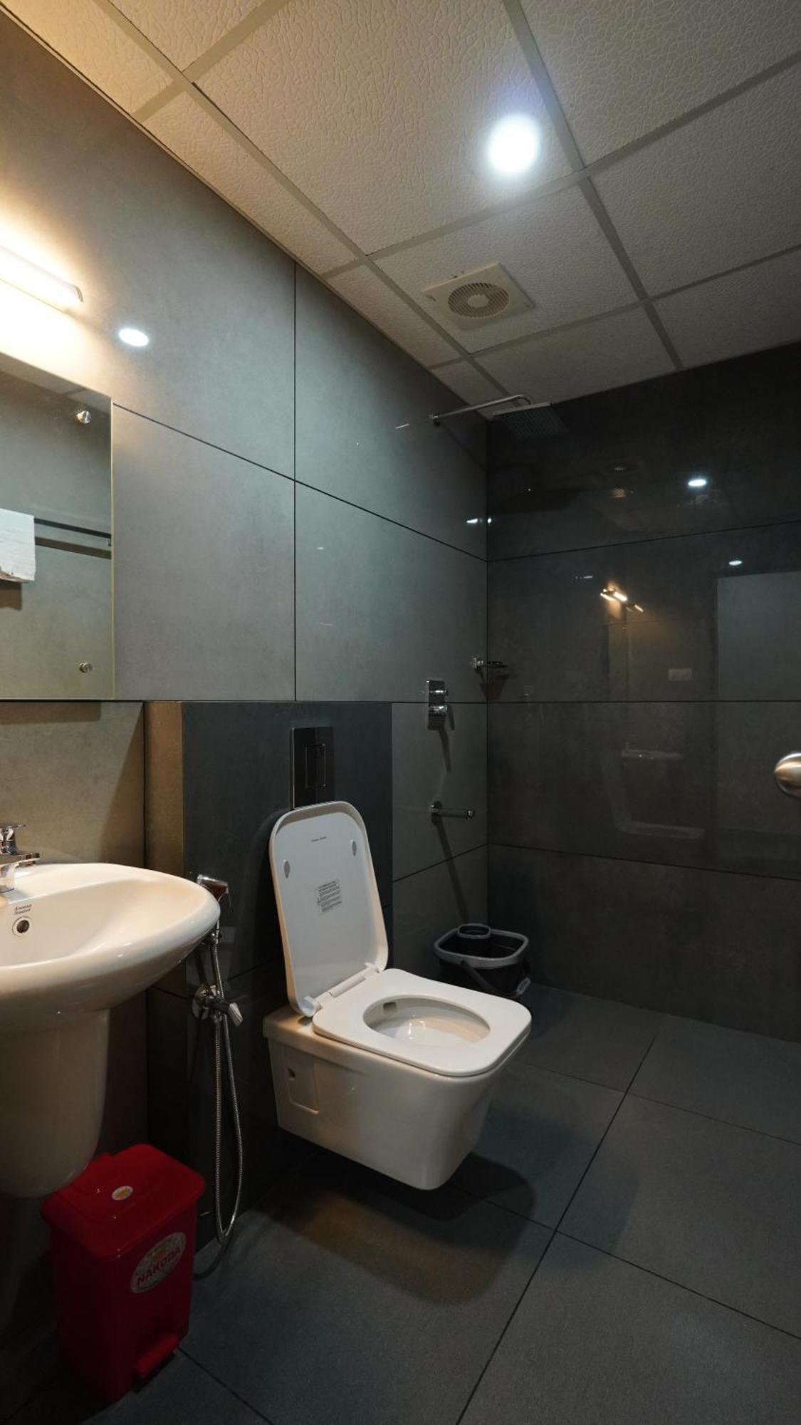 Hotel Hive Inn - Kozhikode Esterno foto